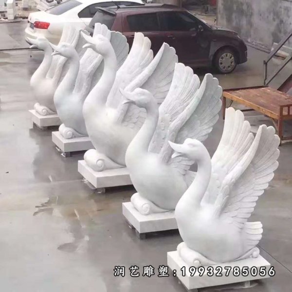 汉白玉飞翔天鹅 石雕公园动物雕塑