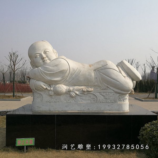 公园小和尚石雕