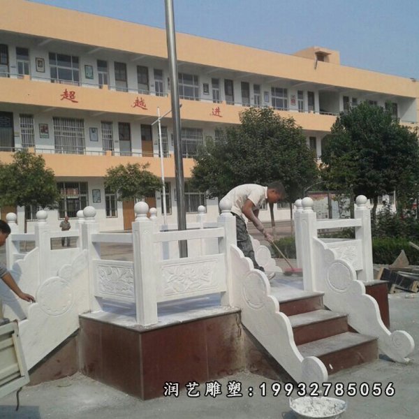 升旗台石雕 (70)