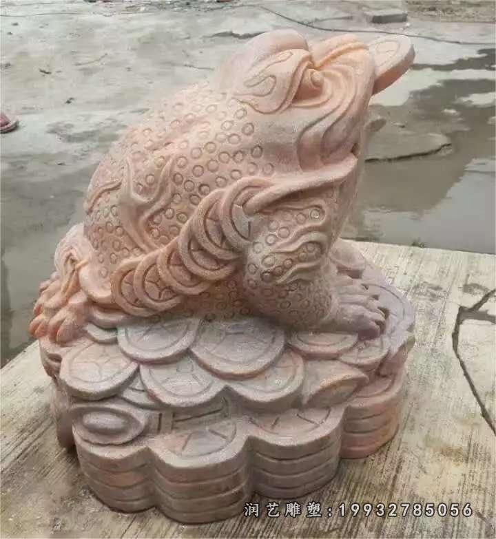 草坪动物金蟾石雕