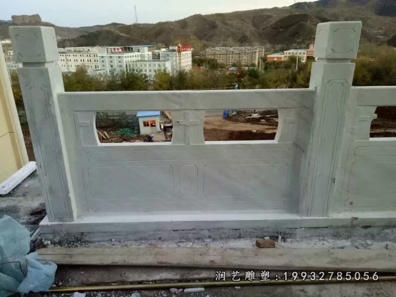 公园栏板石雕