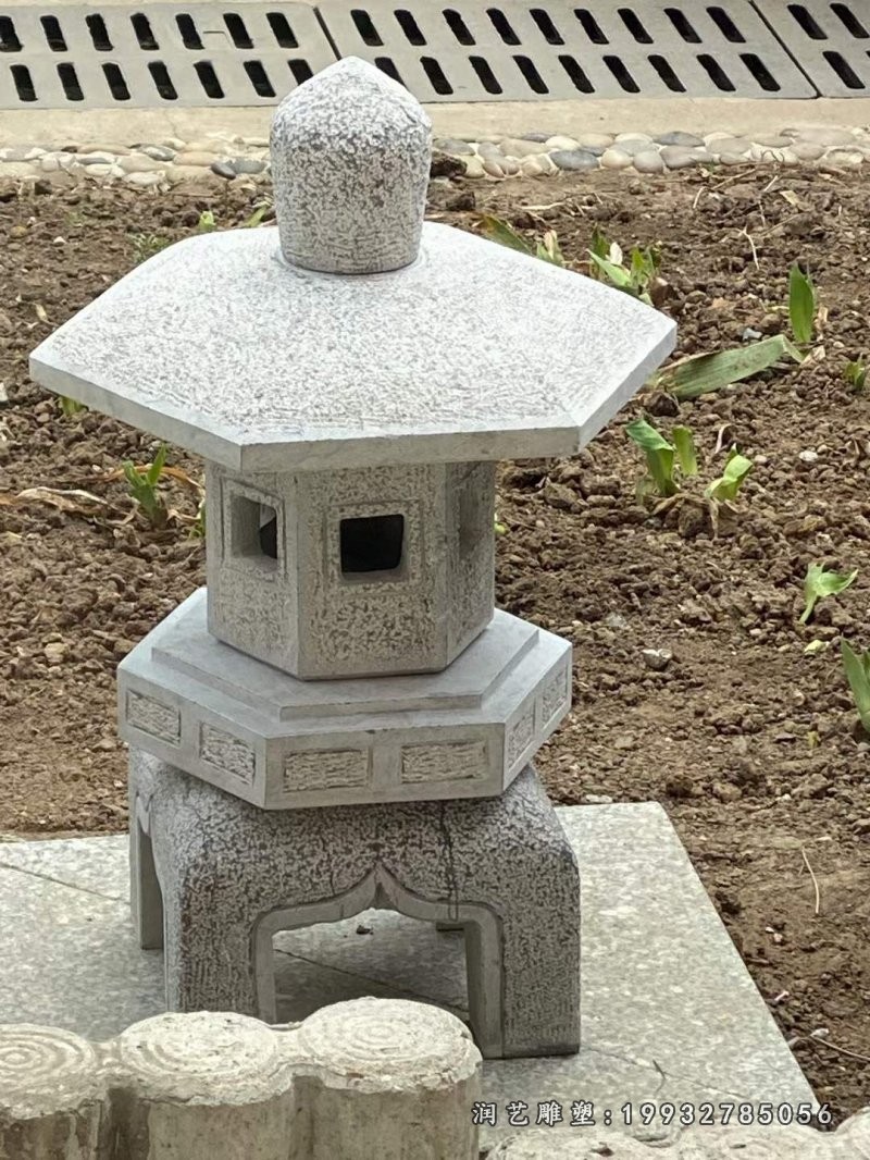 公园石灯雕塑 (1)
