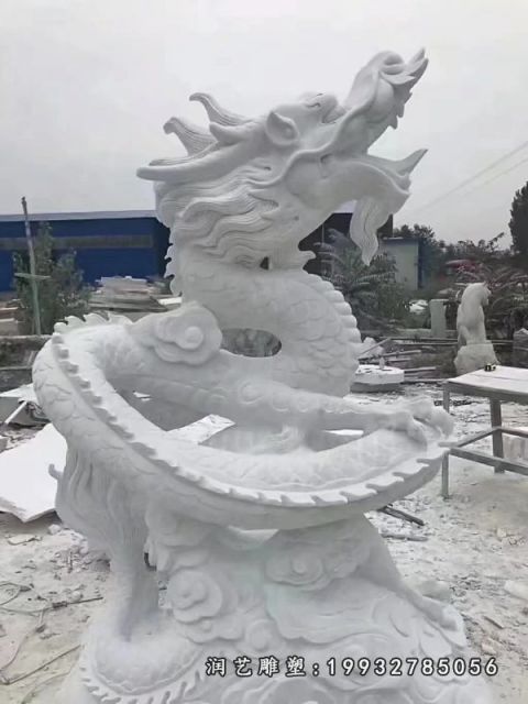 大理石公园龙雕塑