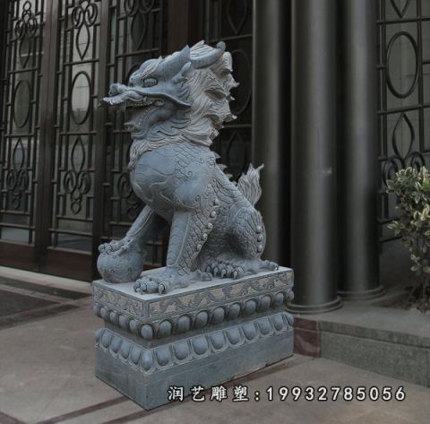 大理石麒麟雕塑