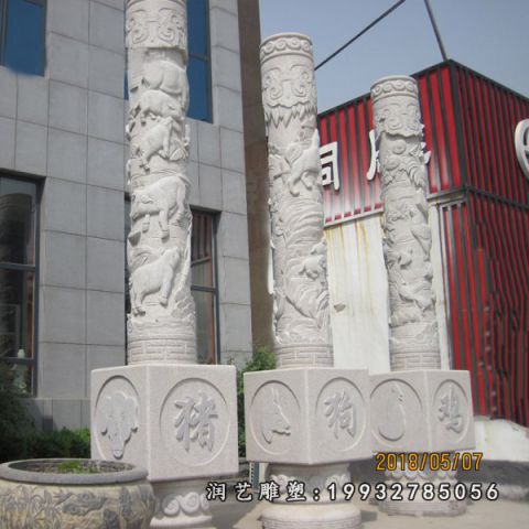 石柱大理石雕塑