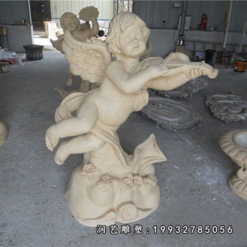 大理石广场天使雕塑