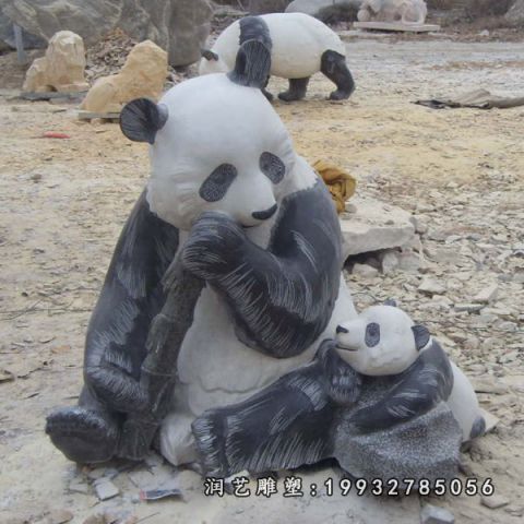 熊猫大理石公园雕塑