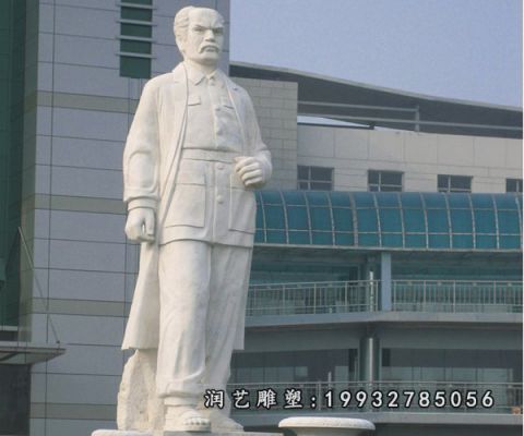 小区白求恩人物石雕