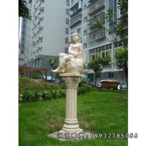 小区西方人物石雕
