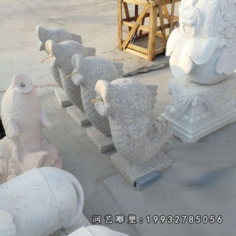酒店大理石鱼雕塑