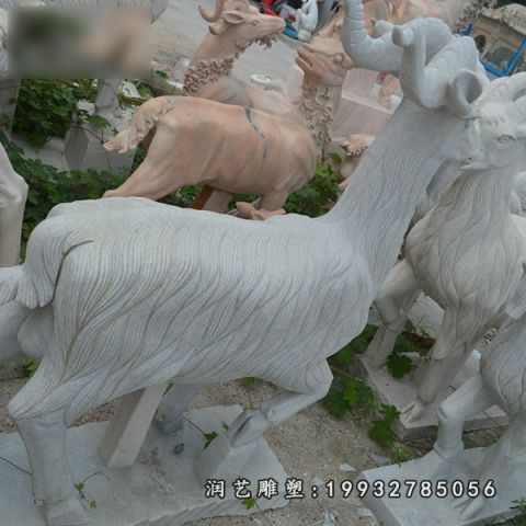 草坪大理石羊动物雕塑