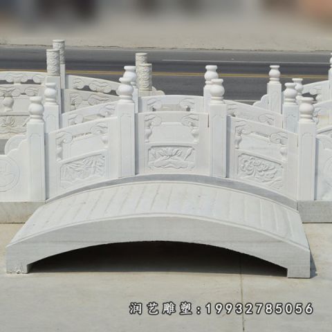 公园大理石拱桥景观雕塑