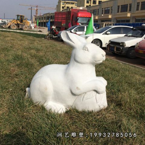 小区大理石兔子雕塑