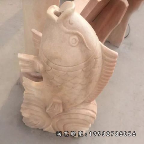 园林动物晚霞红鱼雕塑