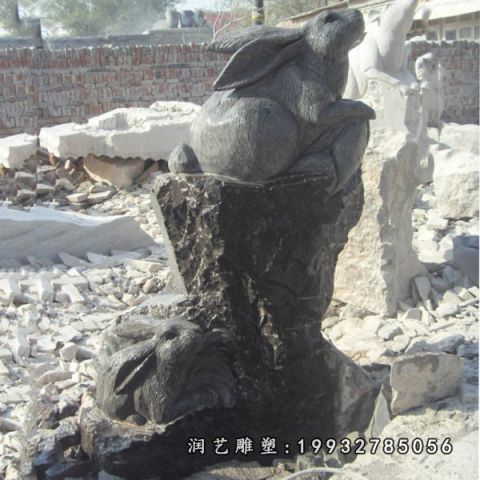 草坪大理石兔子雕塑