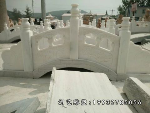 大理石拱桥景观雕塑