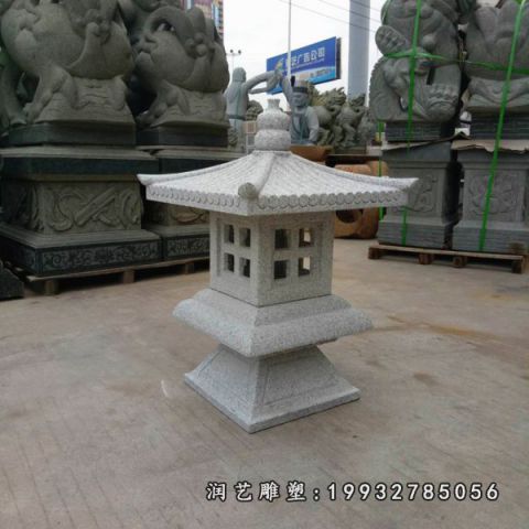 草坪大理石灯景观雕塑