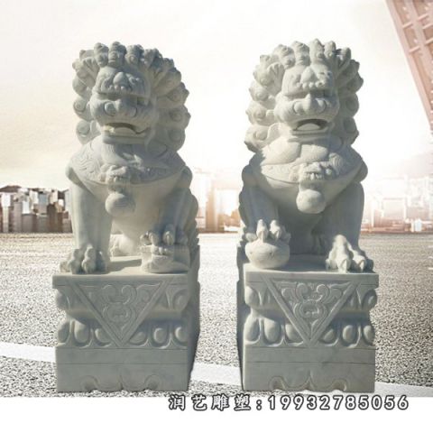 大理石城市狮子雕塑