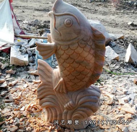 户外晚霞红鱼雕塑