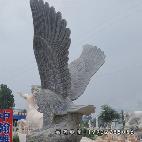 校园动物老鹰石雕
