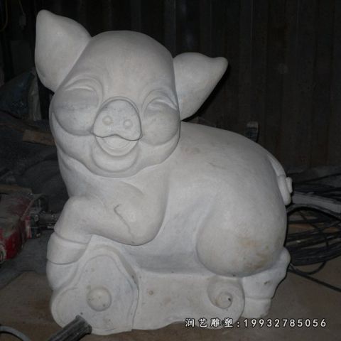 景区动物猪石雕