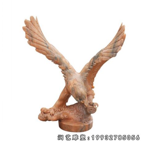 景区动物老鹰石雕