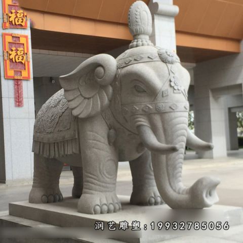 游乐场动物大象石雕