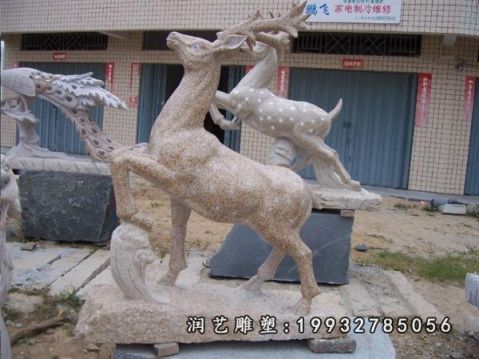 公寓动物鹿石雕