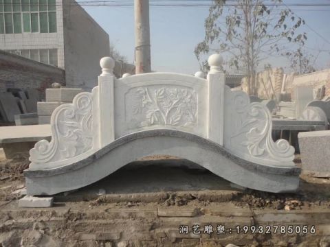 商业街景观拱桥石雕