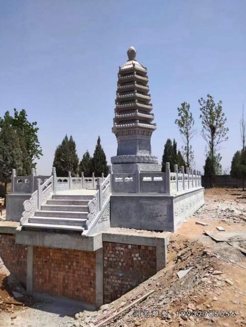 公寓景观石塔雕塑