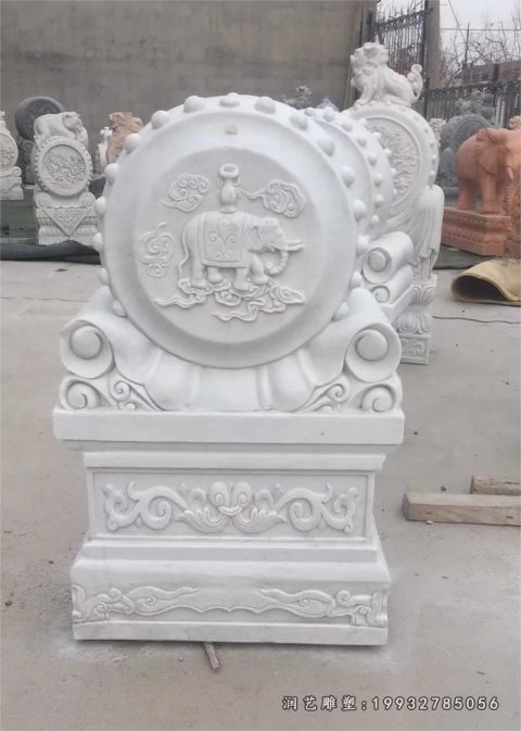 游乐场景观门墩石雕