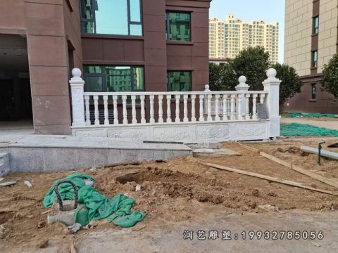 商场景观栏杆石雕