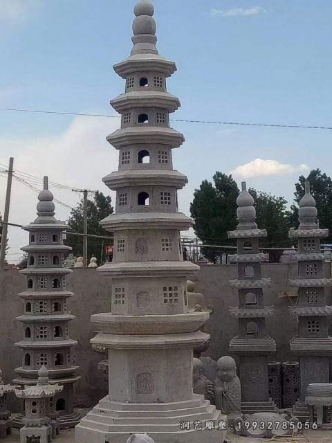 商业街石塔景观雕塑