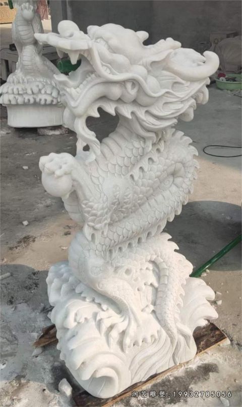 企业龙动物石雕
