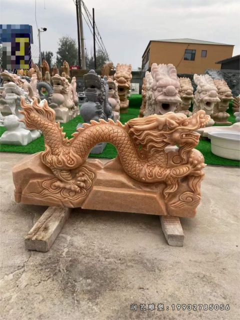 龙动物校园石雕