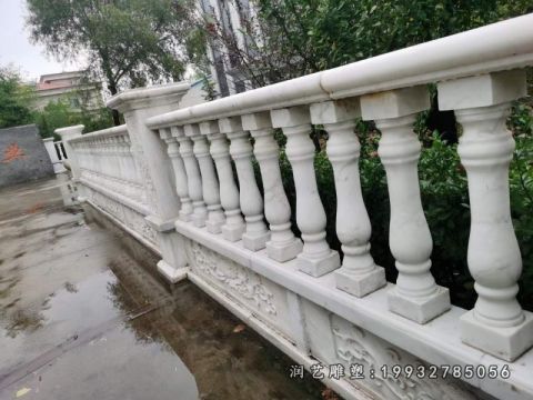 步行街景观栏杆石雕