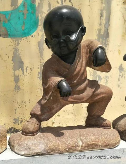 小和尚人物校园石雕